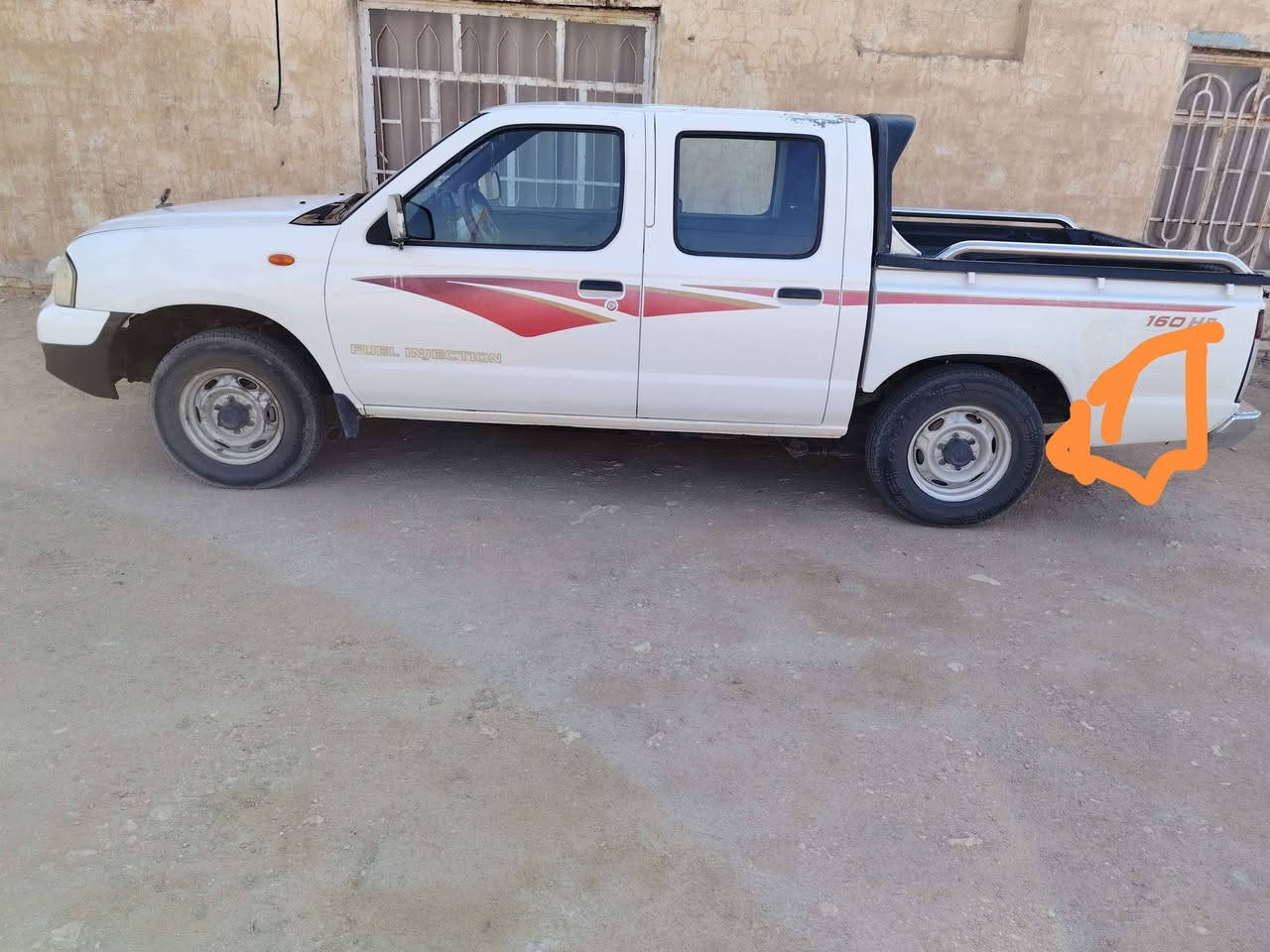سيارة نيسان لبيع مكفوله كفاله عامه من الصبغ بيه بس لي مشره بربع الاخير مال  جاملغ الخلفي رقم بغداد بسمي تحول ثاني يوم التواصل على الرقم ***********الرقم الثاني وتساب *********** السعر 118 وبيه مجال ديوانية, القادسية
