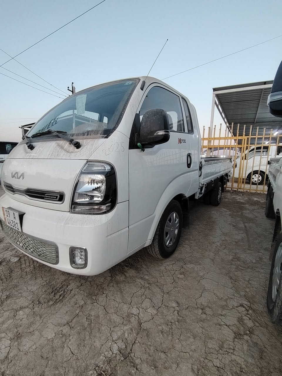 السلام عليكم للبيع كيه حمل موديل 2025مكفول كفاله رقم كربلاء دولي ماشيه 9الف مكان  بابل رقم الهاتف ***********

