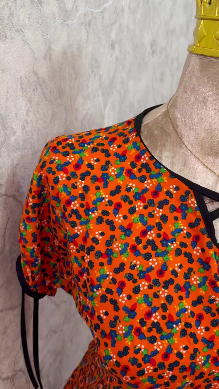 مرحبا بنوتات✨🤍
الكشمير الصيفي بأحلى مديلات وألوان توفرت 

وقياسات فري سايز تلبس 90 

السعر 7@ الف واثنين ب12فقط ✨

وتوصيل داخل بسماية وبغداد فقط💕


**إذا كنت صاحب هذا الإعلان وتريد حذفه لأي سبب، رجاءا أرسل رسالة إلى الدعم الفني**