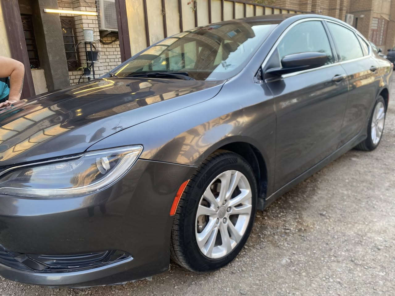 السلام عليكم
كرايسلر c200 2015 للبيع
مكينه 2.4
السياره كلين
رقم بابل مشروع وطني
مكان السياره بغداد(كرادة)
مكينه كير مكفول
تبريد مكفول
ماشيه 111 الف ميل
السياره ب اسمي تحويل ثاني يوم 
سنويه 2028
صور السونار موجوده 
ويمي صار اكو شخوط بيبان جهه السايق اثر طخات موجوده صورهم
السعر 115 وبيها مجال
للاتصال ***********
