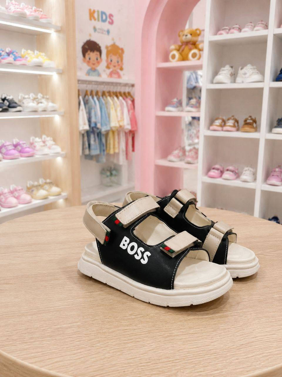 👈صندل صبياني مرحلتين💥
👈مقاسات من 22 الى 26 
👈مقاسات من 27 الى 36 

✅متاح شحن لجميع المحافظات 🚛🚀✈️

✅مستنيكم على الرسائل الصفحه 

✅او رقم الوتساب 01114919663☎️📞

✅وده لينك التليجرام عليه المقاسات والصور والاسعار ✅لاصحاب المحلات 
https://t.me/ado_yaqee_shoes


**إذا كنت صاحب هذا الإعلان وتريد حذفه لأي سبب، رجاءا أرسل رسالة إلى الدعم الفني**