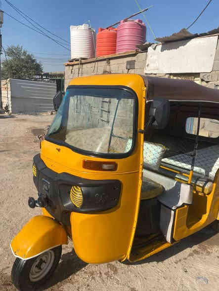 سلام عليكم تكتك باجاج مديل 19سنويه بسمي كفاله تنقيص وتبخير التكتك كامله ما نقصها شي مرشوش جماليه مكينه ناعمه تسمع بس صوت التنتنه السعر 4500بيها مجال قليل الرقم ***********
