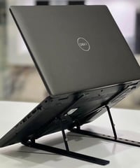 المواصفات: • لابتوب DELL   • المعالج: Intel Core i5 الجيل التاسع (فئة ...