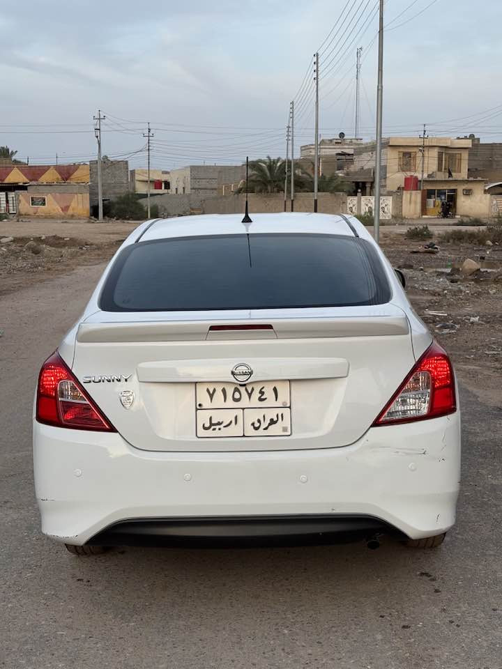 سلام عليكم 
نيسان سني 2022هندي 
سياره حلوه خير من الله 
ما عايزهه شي 
كفاله عامه ماعدى بابين صفحه العبري بارد قليل 
السعر 110وبيهه مجال حك الجيه 
المكان البصره شط العرب 
والاستفسار علي هاي الارقام
***********
***********
