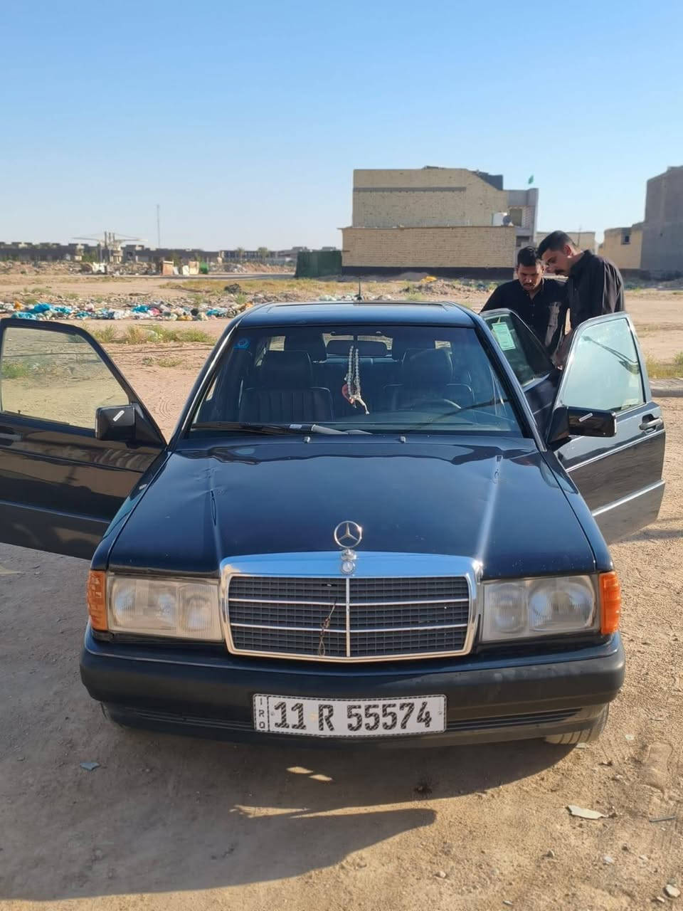 سلام عليكم مارسدس دب موديل ٨٩ سياره بلاديه كفاله عامه صبغ وضربه ماعده طخه بصيطه بل جاملغ الخلفي محركها البلاد قبل أسبوعين محرك وكير حاويه تبريد نقص غاز رقم بغداد انكليزي مداور ثاني يوم حداديه وتخم تاير جديد السياره متعوب عليه ومال جناي مكان السياره كربلاء السعر 50 وبيه مجال للاستفسار ***********
