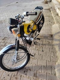 موطور موديل 2021 مكفول ماماشي  وراق وسعر خاص لتصال عله هاذا رقم 077834...