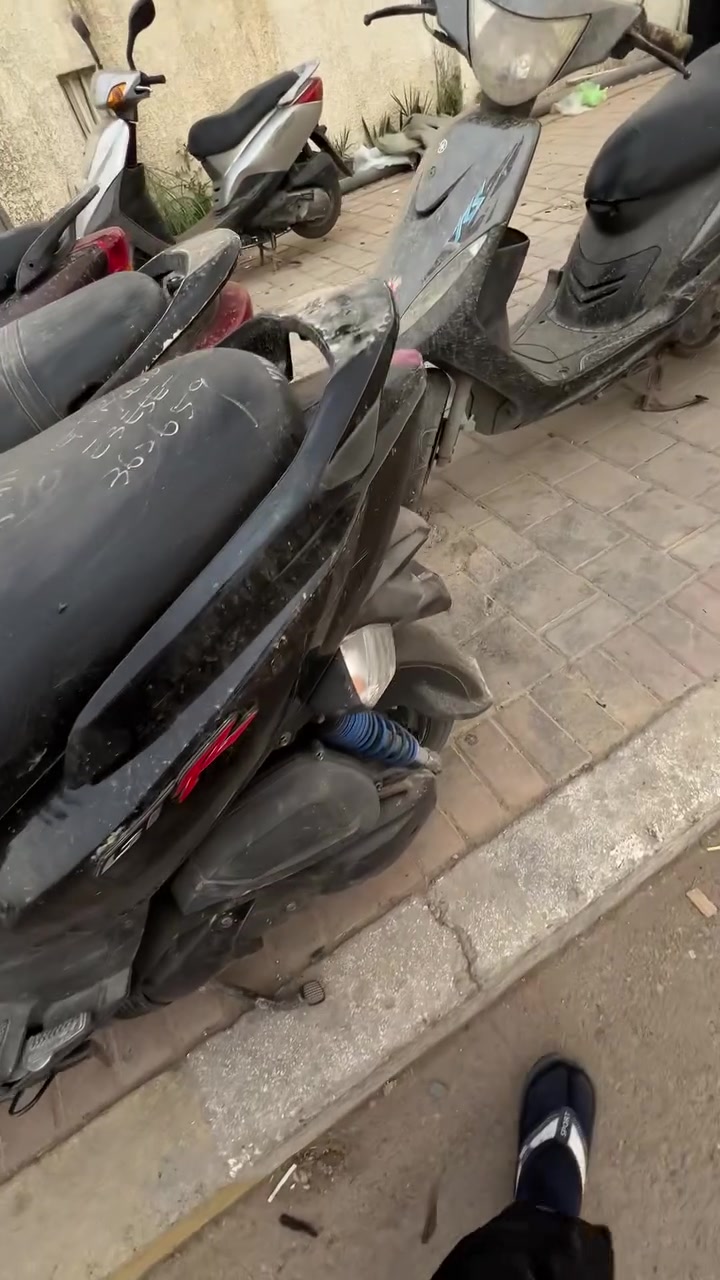 السلام عليكم دراجه GTRللبيع
دراجه مكغوله كفاله عامه رمبه دراجه شلعه ومعدل 
السعر ١٢٥٠وبيها مجال حك جيه الشراي يتفضل واتساب 
الرقم :***********
