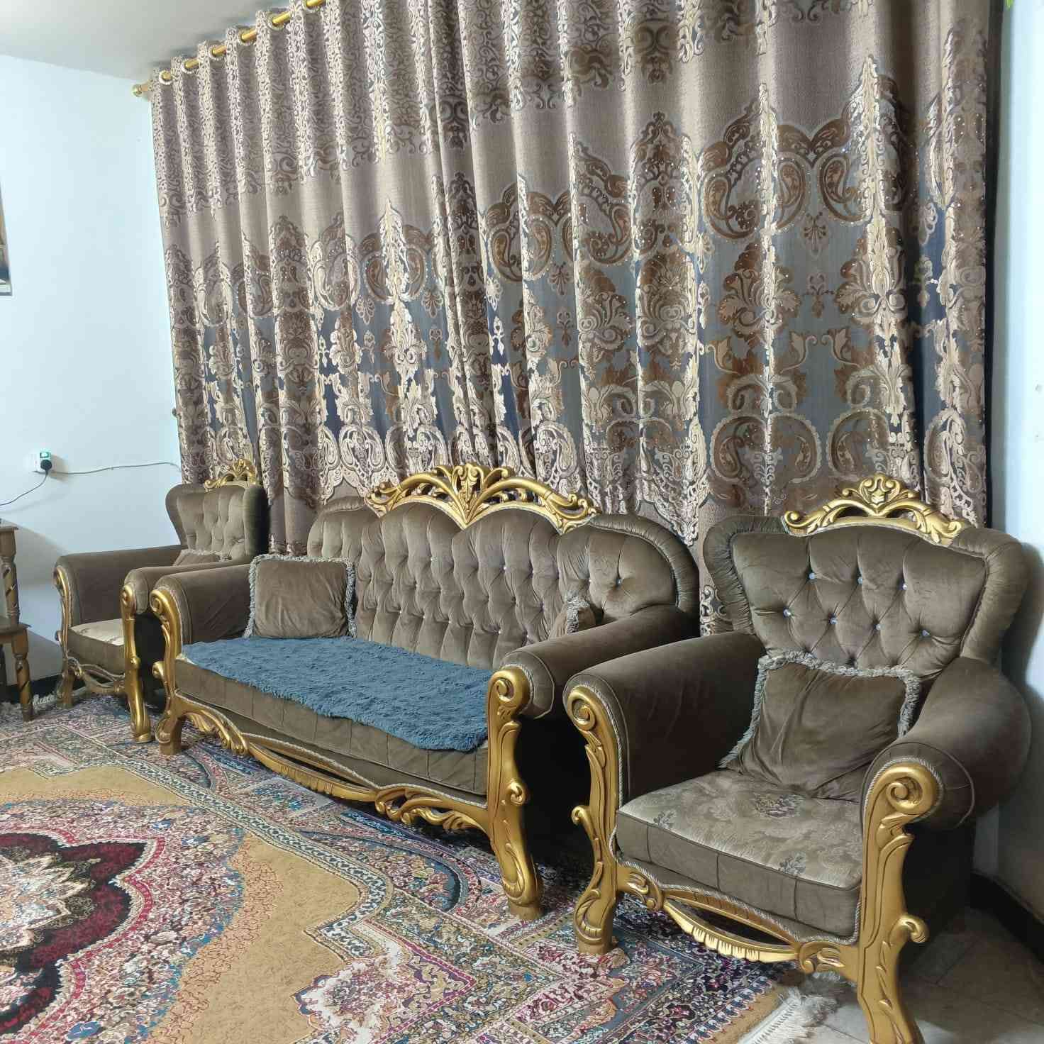 تخم للبيع بـ600 ألف وبي مجال للشراي العنوان : الدورة للتواصل واتساب ***********
