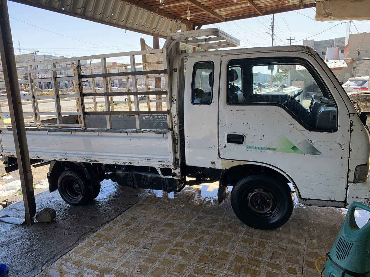 السلام عليكم كيا  موديل 2000 رقم بغداد  بسمي محرك معمر جديد شاصي شرط سيارة جاهزة خير من الله سعرها  65  وبيهة مجال
 ***********.   ***********
