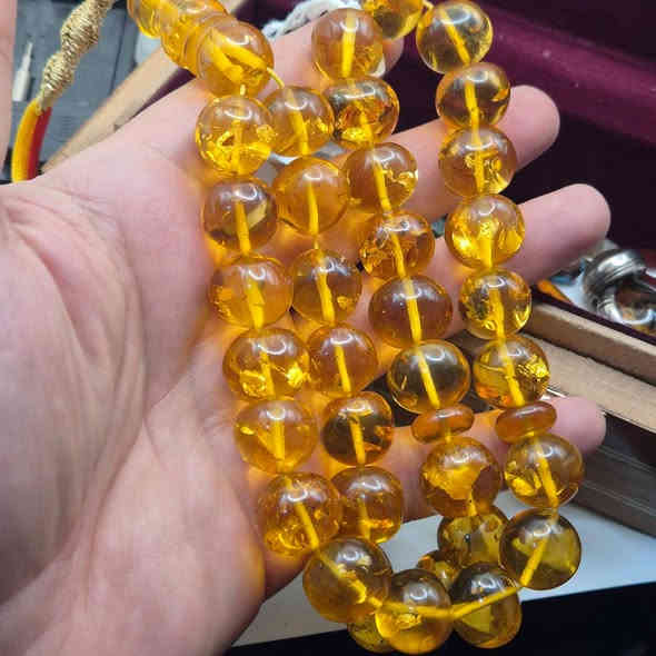 كهرب روسي اصلي حشري ( حجم خشن ) 
قطر الحبة 1.5
عدد الحبات 35 حبة ( معوج )
وزن 68 غرام 
عطر نومي بصرة واضح عند الدلك

للإتصال و المراسلة***********
🚗 خدمة توصيل كل مناطق العراق
💳 كارت ضمان (أصالة المنشأ & غير معالج )
📍 الكوفة _ شارع كوفة نجف الرئيسي _ مأكولات خوخة _ داخل فرع المطعم بغداد
