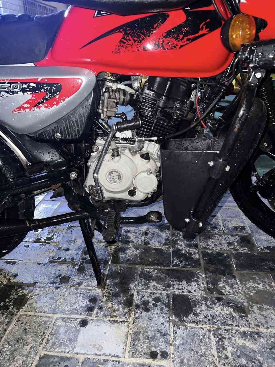 سلام عليكم بوكسر موديل 2022بل سنويه تقرا 2023 سنويه باسمي صالحه 2028 دراجه جديده كلش ماناقصه برغي تراي وين ميعجبك تايرات نضافه 100,80
مكينه كلش ناعمه لا تنقيص لا تبخير مفتوح فقط كور ومو تجفيت مبدل فيلس شركه دراجه كلشش جديده كلج شركه جديد شلعه معدل 110 تجي تشىف بعينك 
ملاحضه دراجه بدون بلوجكترات 
سعر 2200 وبيه مجال للشراي 
***********
***********
رحمه الامك مو شراي لا تعبنه وتعب نفسك 
موقع بغداد حي العلام تقاطع درويش
