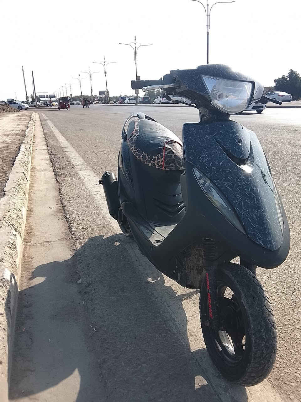 دراجه ماكس عدله نظيفه كفرات كلهه مختمه كلوب كدام شغاال وصطب شغال بريكات يوكفن بالمكان دبلات شغالات تايرات نظاف حساس بريك شغاال قفال صندوك شغاال نقص باتري  سعر ٥٥٠ وبيه مجال شوي مكان موفقيه رقمي
***********
