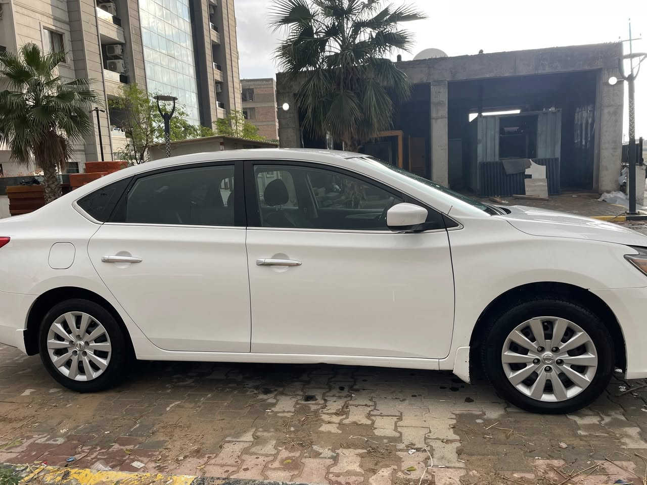 نيسان سينترا 2017 مواصةفات ئةمريكي
108000 مايلا يا بريڤةچوي 
چار قطعة ونيڤن وةكي د وينا دا ديار كري 
جهـ دهوك 
بها 109$ وپيچةك مةجال
***********☎️

نيسان سنترا 2017 امريكي 
رقم دهوك 
مواصفات تثبيت سرعة 
نظام سپورت eco 
مراية شاشة كاميرا خلفية 
مانع انزلاق
108000 ميل 
اربع قطع ونص مثل ما موضح بالصور 
گير ومحرك ممتاز 
تحويل وكالة شرط 
اي مصرف ما بيها 

مكاني دهوك 
السعر 109$ وبيها مجال للطيبين 
***********☎️
