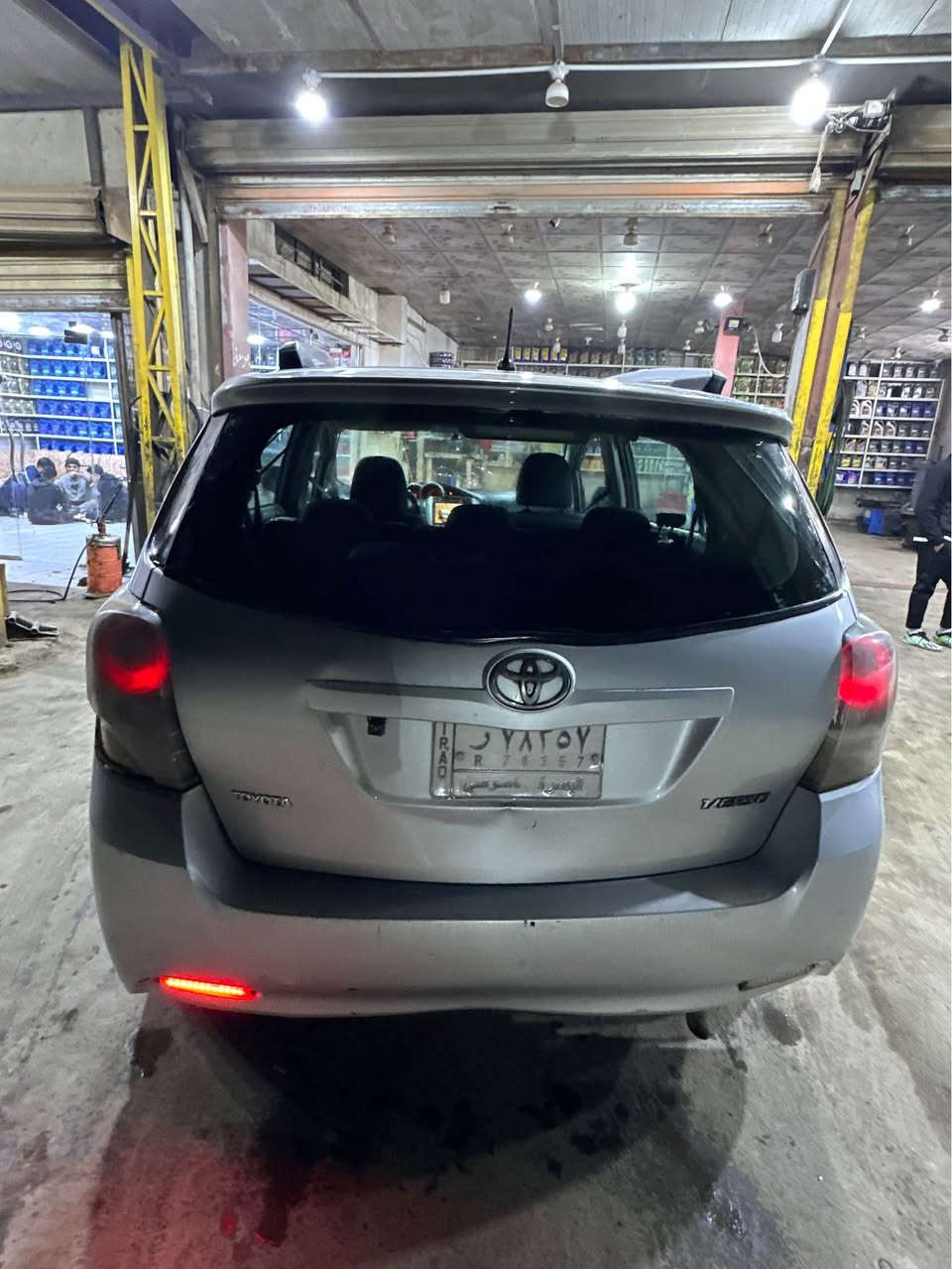 تويوتا يارس موديل ٢٠١١  لون رصاصي رقم بصره موجوده بغداد السياره 
سياره مكفوله كفاله عامه  فقط جاملغ عكس  السايق بي شبر 
مكينه بيها خيط تبخير خفيف  
سياره خير من الله تبريد ثلج نقوصات خفيفه بيها 
سعرها ٧٥ وبيها مجال حگ الجيه 
للتواصل واتساب *********** بغداد, العراق
