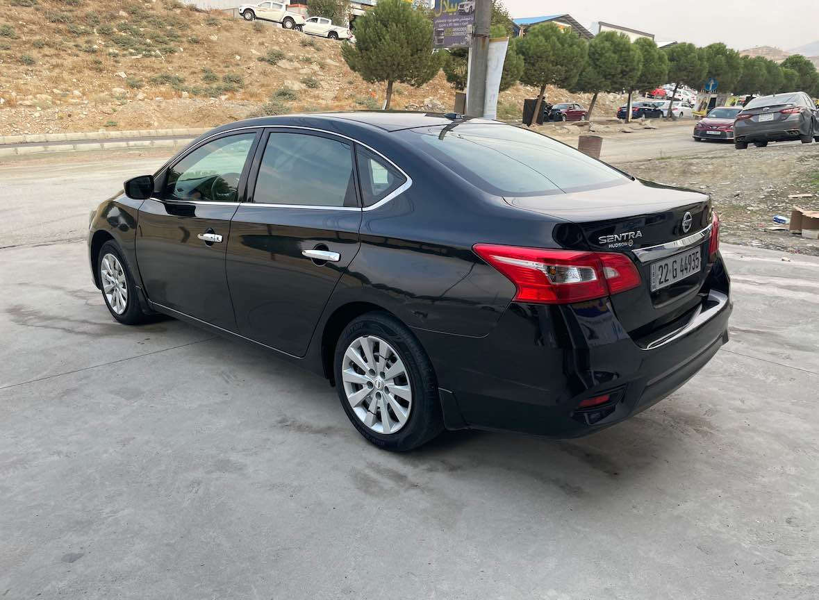 Nissan sentra 2016 SV
نیسان سێنترا ۲٠۱٦ 
دوو پارچەی بۆیاغە بێ داخلی
۱۱٠ مایل ڕۆیشتییە
سعری ۱٠٦ وەرەقە
٠۷٥٠٤٠٥۲٠۳٠ أربيل, العراق
