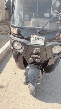 تكتك 22 شهر8 بغداد الزعفرانيه قرب جسر ديالى القديم التكتك مابيها اي نقص بيها ضربه 1بلصفحه الوره ضربتها شبر 2 خياسات الصفاح معمره جديد 3 من الاخير ابيع غير مكفول وهذا رقمي واتساب او اتصال ***********
