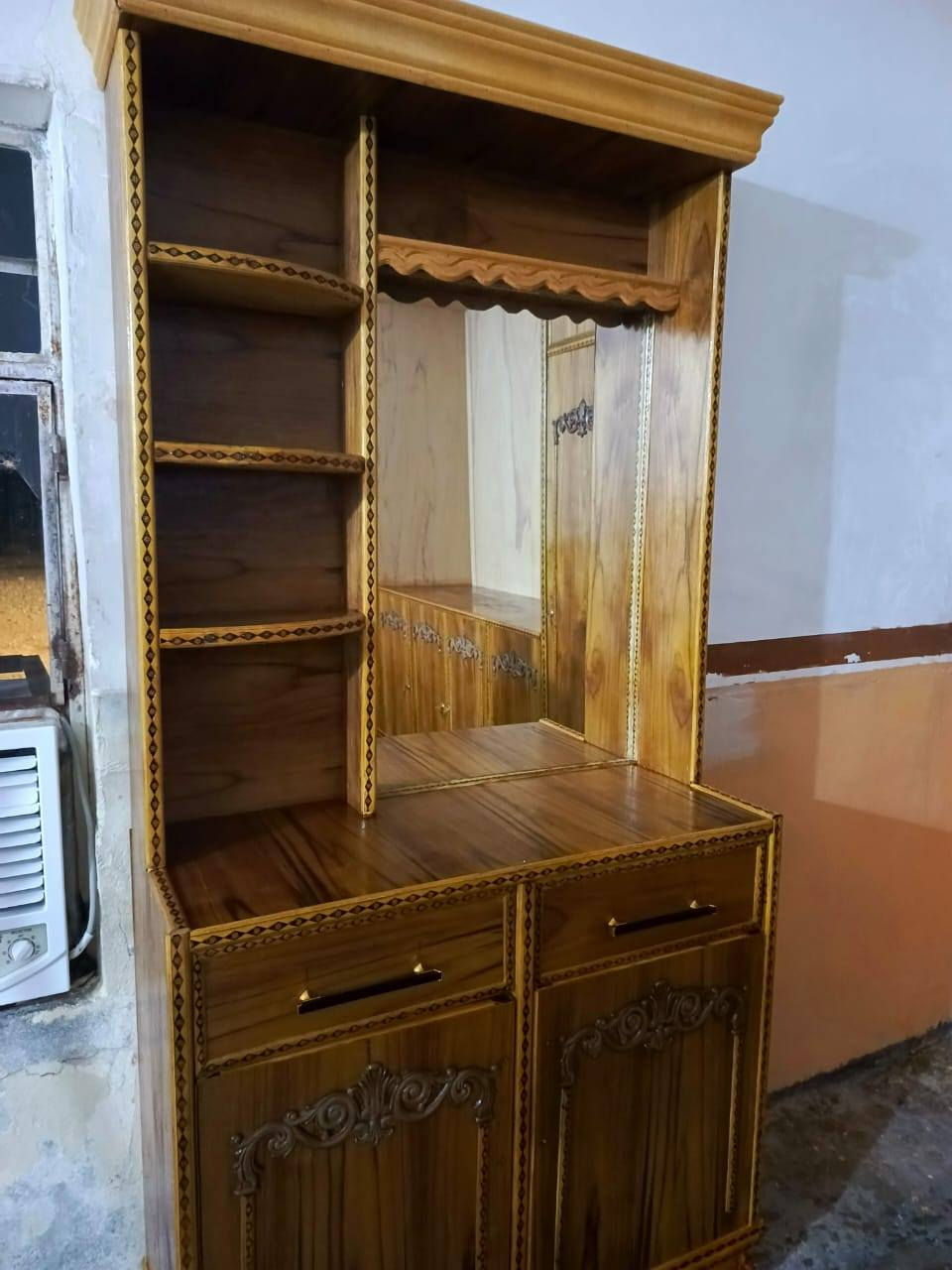 العنوان خانقين داره كوناره 
مقابل محطة كه لات لتعبئة ماء الشرب 
***********
