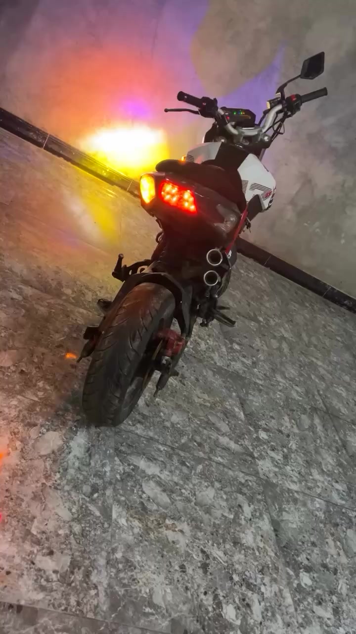 اعادة نشر بسبب الوعود الكاذبة شباب الي مو شراي رجاء لايجي يدوخني انت شراي تشلع عيوني بنلي محرك 135cc بيهه براد دهن وبلكات ثنين ونوزل وفيتبم وجويتر الدراجة شغاله ناقصهه بس كتب شحن وملف وموجودات عنديي بس تعال وشد بس اني مافارغ بسبب العمل الدراجة يراد الهه ترتيبات بسيطة فقط الدراجة اكفلك سرقة وعشائر ترهم بيع ومراوس عنواني ابو الخصيب شارع سيد حامد مامتواجد فيسبوك رقمي ***********
