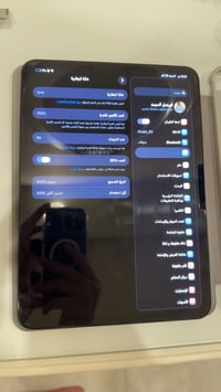ايباد M4 لون اسود بطاريه 100‎%‎ عدد دورات شحن 64 ذاكره 256 نضافه فول ا...