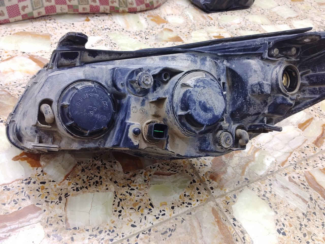 السلام عليكم ،
لايتات للبيع نفس الي بالصوره ،المكان الديوانية.


**إذا كنت صاحب هذا الإعلان وتريد حذفه لأي سبب، رجاءا أرسل رسالة إلى الدعم الفني**