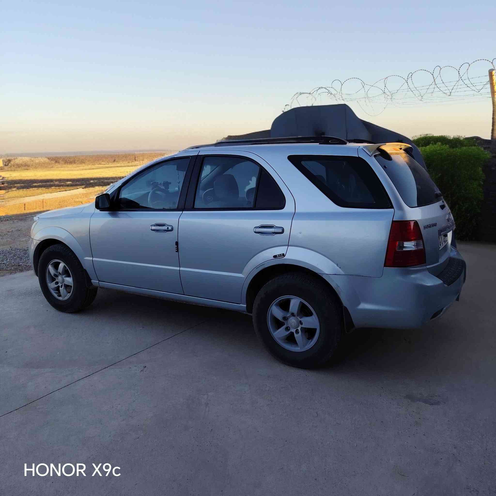 للبيع سورنتو ٢٠٠٧ وضع شركه تبريد تدفئه بعدها علا شركه ٦سلندرطخم توايرر جدد جاهزه باتري جديد كهربائيات كلهه شغاله كابون بانزين شرط التحويل علفحص مباشر مواصفات فول قطرا صبغ مابيه علا وضعه ***********الاتصال
