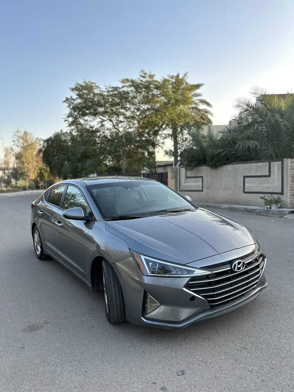 سلام عليكم
للبيع النترا 2019 رقم بغداد ب اسمي
مواصفات العادية معروفة
حادثها بنيد فقط وبيها بارد باب السايق موحلو صار وعدته صبغ ع كد البارد ومخلي صورته بالمنشور
گير محور AT 
مكينة مكفولة سونار بالمنشور
سيارة جديدة وجاهزة بدون اي نقص

السعر #127ورقة

مكاني بغداد الجديدة
‎ 0772 270 4434 مصطفى
