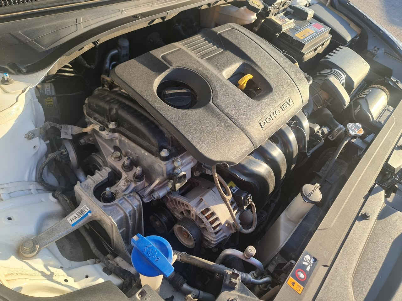 السلام عليكم للبيع كيا سيراتوو موديل ٢٠٢٤ مكينه ٢٠٠٠ مكفوله رقم بغداد  ماشيه ٢٩ الف سعرها ١٨٠ وبيها مجال الاتصال على الرقم ***********
