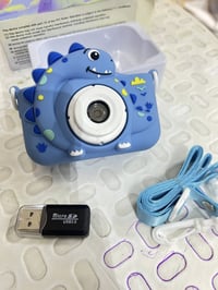 تلفون مصغر • كاميرا صور وفيديو • ذاكرة قابلة للتغيير