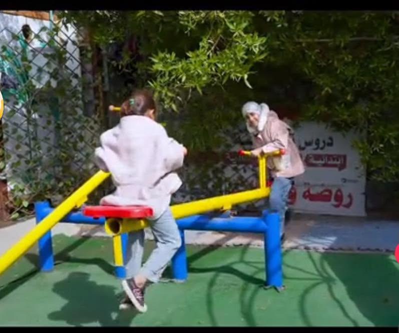 سلام عليكم ورحمه الله وبركاته
غراض روضه للبيع كراسي طبلات 
زلاجه حديد معادله ارجوحه عدد ٢ وحده ٢ مقعد والثانيه ٣ مقعد  للاستفسار 
***********
