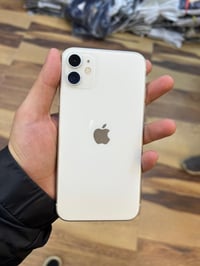 ايفون 11 • ذاكرة ١٢٨ • بطارية ٩٠٪