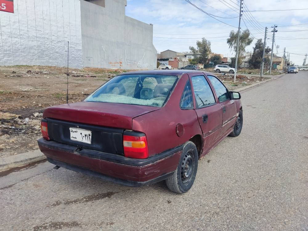 اوپل فیکترا مه کینه ۲۰ گیرو
 مه کینه***********
 به شه رت ئارم پلاستیک سلیمانی 
غازو به نزینه ته نکی غازی 60 لتره 
ته قه و ره قه ی نیه گه رمیو فلچه و ایشاره ت ایشه کات گلاتورو ایفلو تازه گؤریمه سعری ۱۵ وه ره قه قفلیتی أربيل, العراق
