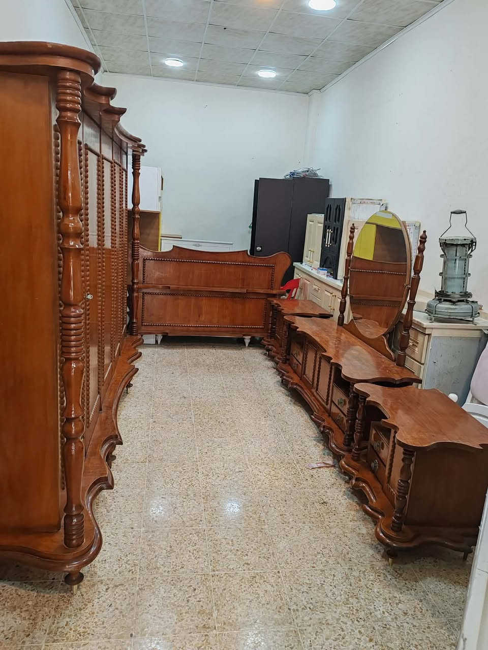 غرفه صاج ثقيل حيل نظيفه 
مال قبل 
500 الف 
مكان المهندسين


**إذا كنت صاحب هذا الإعلان وتريد حذفه لأي سبب، رجاءا أرسل رسالة إلى الدعم الفني**