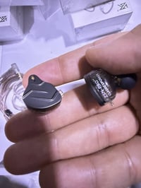 KZ ZSN PRO • جديدة بالكرتون • ١٠ قطع