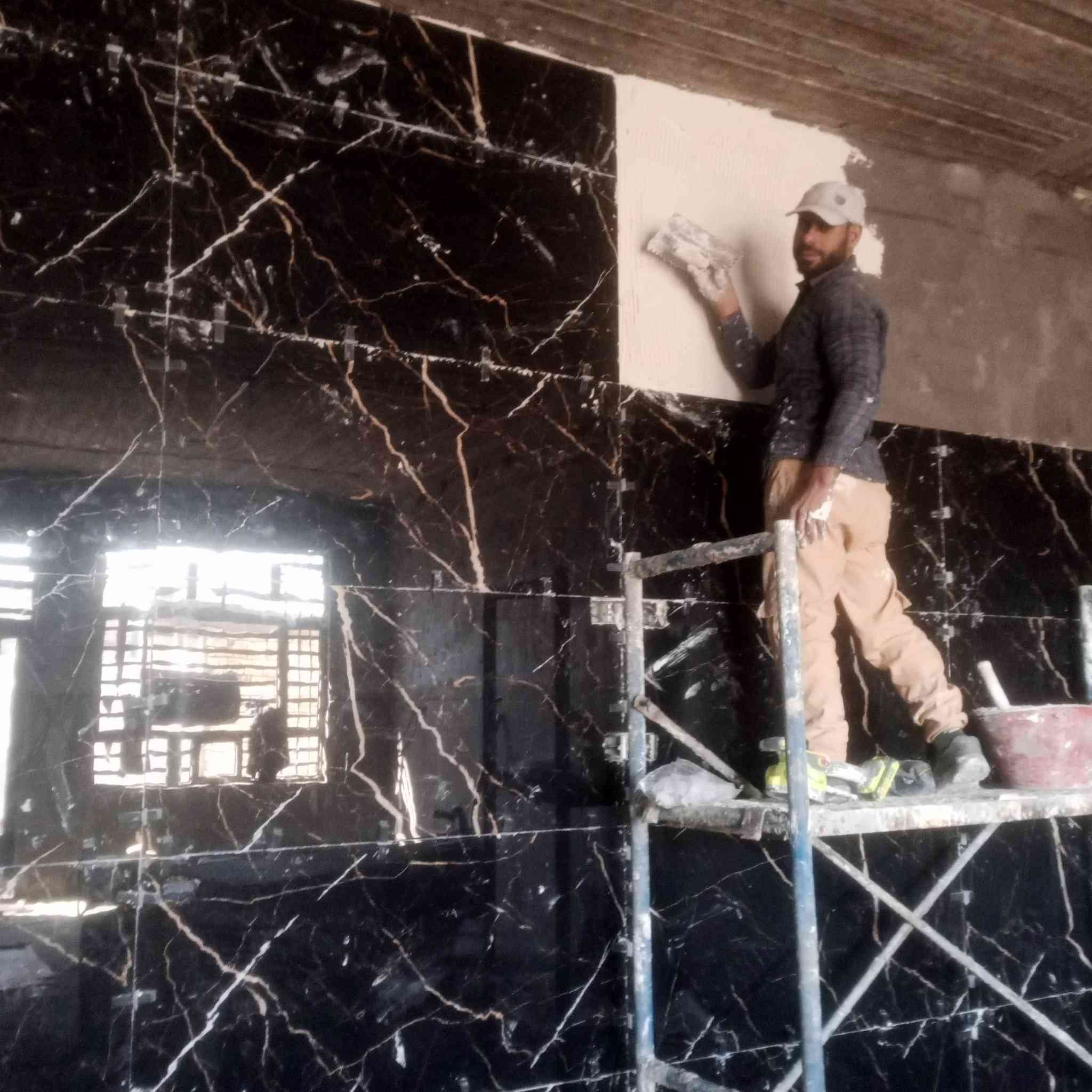 خلفه سيراميك وبورسلين شغل علي الليزر وسرعه في العمل ***********
