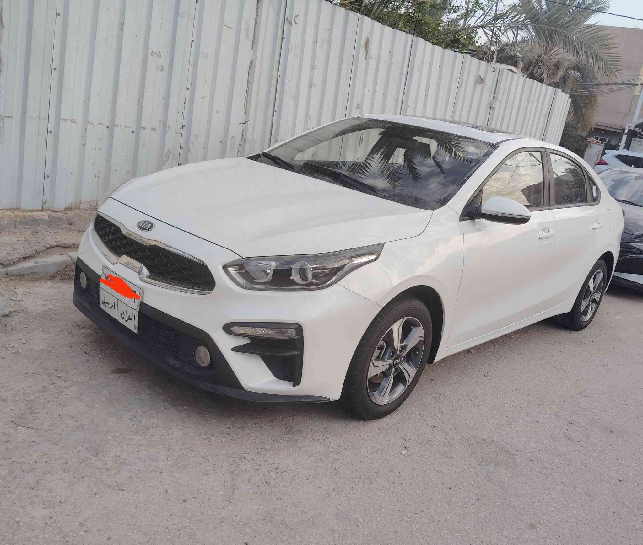 كيا سيراتو خليجي موديل 2019 رقم اربيل الماني وكاله او تحويل مضمون 100٪ السياره كفاله عامه وجديده بيها جوه الرقم الورى شخط بسيط اصبيعن مكحل كلها على وضع الشركه ما مفتوح كلشي بيها جديده گير محرك تبريد حداديه كله تمام وعلى الفحص المواصفات .....
محرك 1600 💢وفتحه 💢 حساس خلفي 💢 شاشة اعطال 💢
فووول عدا البصمه ) السعر المطلوب (( 155 $ )) بيها مجال للشراي للاستفسار الاتصال على الرقم *********** 
مكاني نجف دور الهنديه تراهم مراوس حسب القناعه
