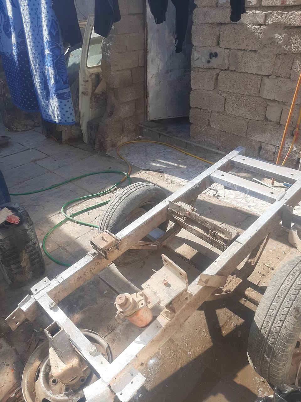 سلام عليكم شاصي مولد 
للبيع السعر 75 وبي مجال 
للستفسار ***********
