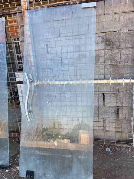 ابواب عدد2 جام للبيع السعر اثنينهم 120وبيهن مجال 
***********
