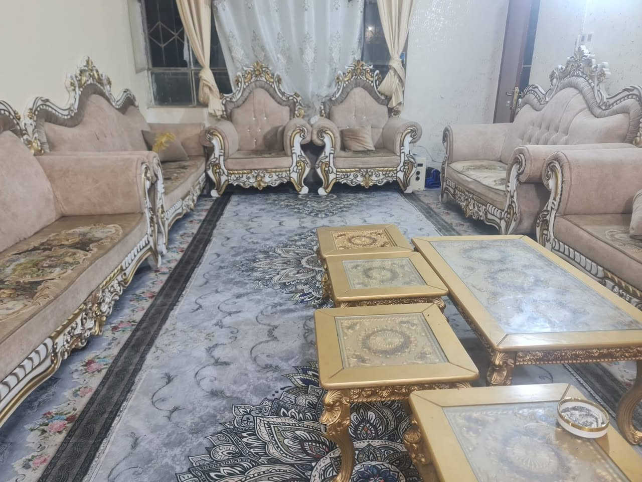 تخم ملكي 20 مقعد تسكام حيل نضيف السعر 750 العنوان حي الاسره


**إذا كنت صاحب هذا الإعلان وتريد حذفه لأي سبب، رجاءا أرسل رسالة إلى الدعم الفني**