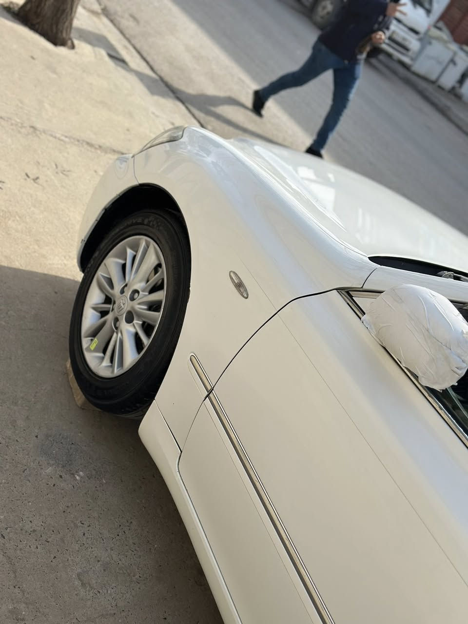 سەرەتا بەناوی خوا 
بڕاوە بڕاوە✅ 
سعری ٤٩ گەڵا معامەلە  
شاهینە ٢٠٠٥ بۆ فرۆشتن کۆدی هەیە سەیارەکە  
ناو کرێمی فۆرمیکا سور
١١١ هەزار حقیقی ڕۆشتوە  لە تازە داخڵیەوە سێهەم دەستیەتی و هەر لای خۆمان بوە 
بێ دەعم بێ لێدراو بێ قرچ   
مواسەفات سێ دوگمە پەردە سەلاجە تەبرید مەرکەزی سێ پەردە سوکان کارەبا سوکان حەیزەران چوار کوشن کارەبا کوشن سیاحی کوشن خەزن تەبرید برێک هەموی بەسراوە کامل تەجیلو موکەبەرەو ئێمپیفایەر بەشەرت کارەبای کامل مەزبوت    سەیارەی ماڵە زۆر جوانو ڕێکو پێکە زۆر لە رەسمەکان جوانترە سعری ٤٩ گەڵایە شوێن پیرەمەگرون 
*********** ڤایبەرو وەستئەپی لەسەرە
ئادمین گیان🤍
