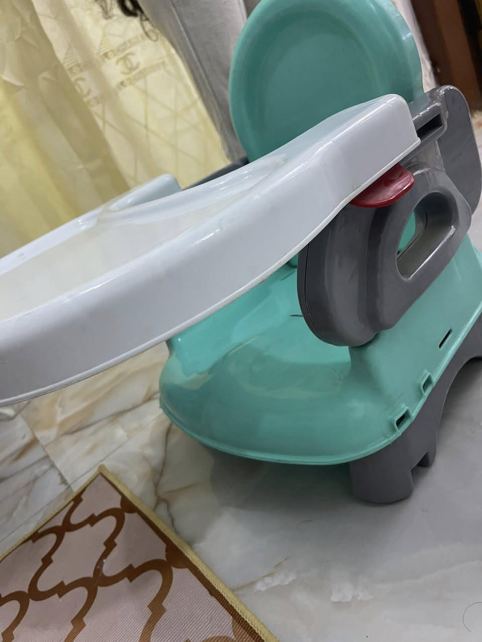 غراض اطفال للبيع الحجله 15 بيها مجال بسيط و الكرسي الصغير ب 8 كرسي جبير ب 10


**إذا كنت صاحب هذا الإعلان وتريد حذفه لأي سبب، رجاءا أرسل رسالة إلى الدعم الفني**