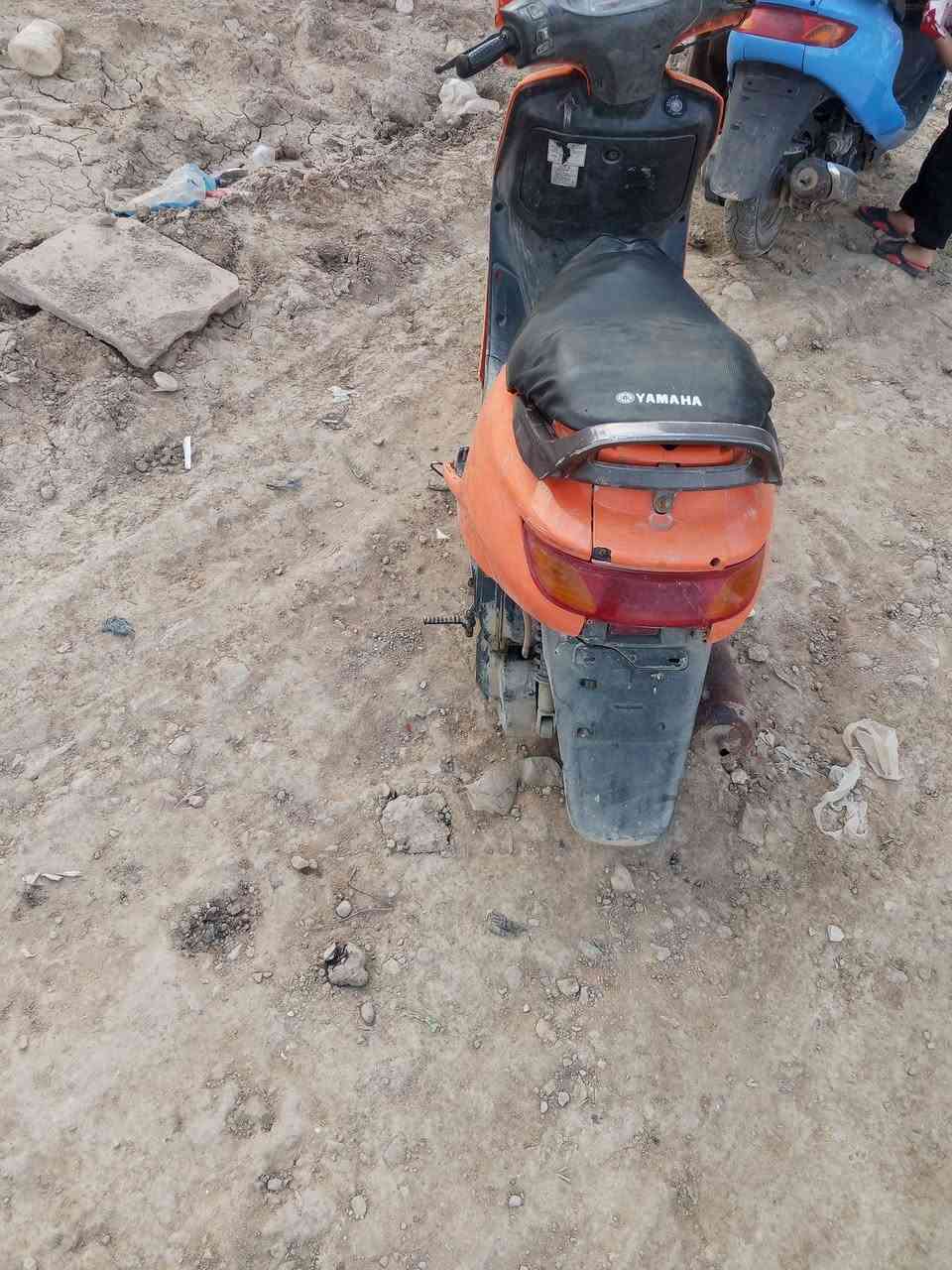 السلام عليكم دراجه فراشه مفتوحه مره وحده لل بيع كلشي ما عوزه سلف هندر شغال شغل واطلع  رقم ***********
