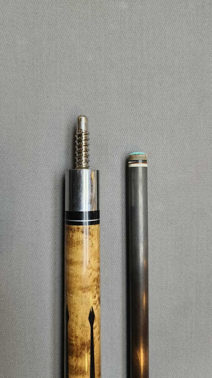 للبيع عدة كاملة كيوب اكنابت كاربون 100٪ تبة 12.2 الكيوب جان مال هنو لاعب المنتخب وكيوب مز فيوري وكيوب جمب وكسرة مونستر كاربون وكيوب كسرة وجمب بردتر وشفت كونلن سن طلقة قياس تب 12.9 الشراي خاص او واتساب رقم *********** مكاني بغداد وموجود توصؤل جميع محافظات
