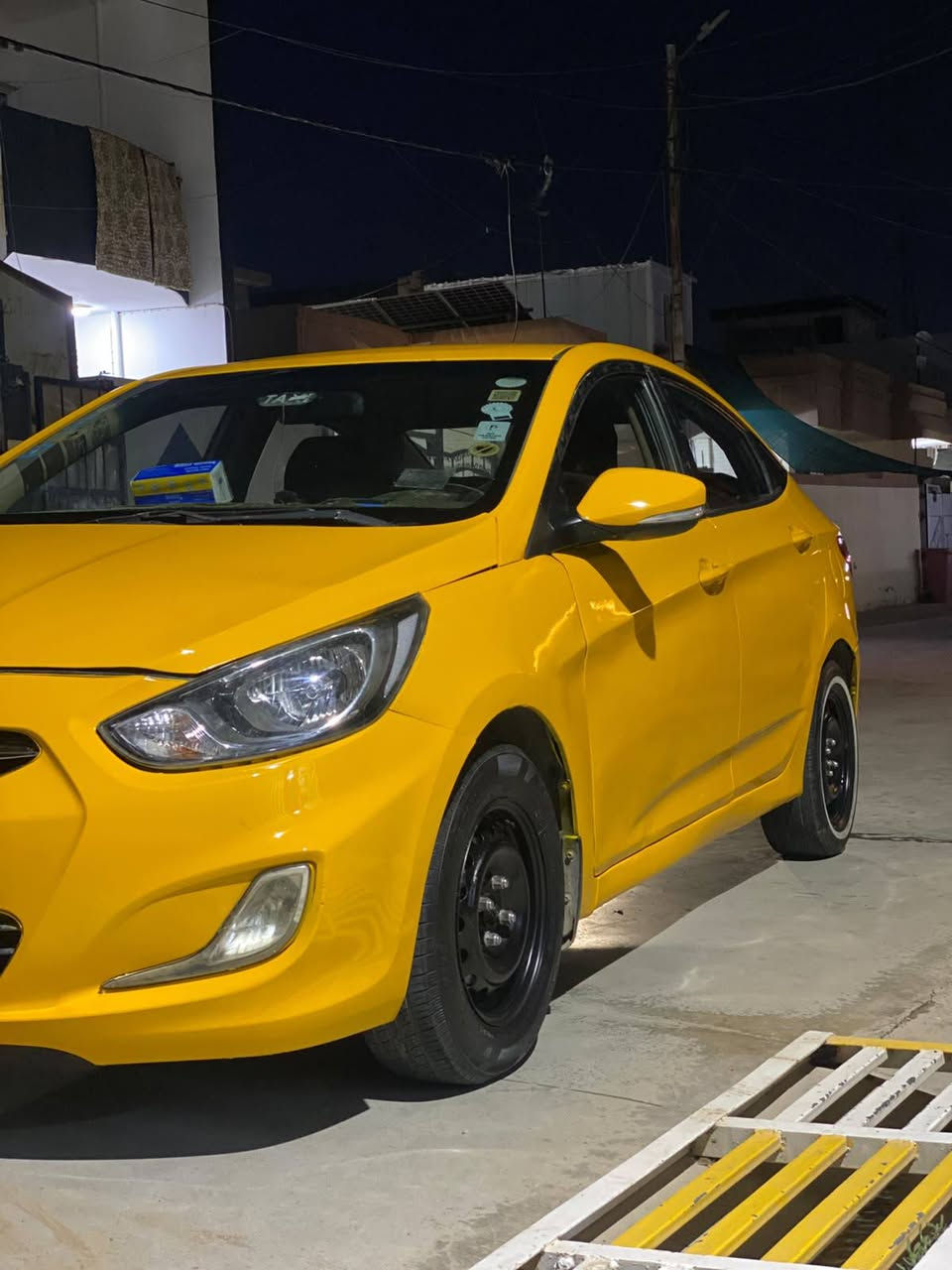 اكسنت موديل 2015 خليجي محرك 16 ضررها مبدل جاملغين امامي بدون قطره دواخل محرك كير تبريد شرط بيه منظومة غاز و بيه بطاقة بانزين السنويه ل 2027 بسمي تريد وكاله تريد تحويل نقابه و غرامات مصفره السعر 95 وبيه مجال مكاني كركوك ***********
