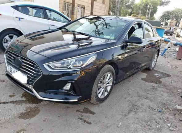 سوناتا موديل 2018 للبيع 
السيارة بيها بنيد وجامرلغ صفحة السايق 
ماشية 92 الف السيارة نظافتها مثل مواضح بالصور 
السعر 135 وبيها مجال 
السيارة بالحلة

‭0778 063 6466‬ بغداد
