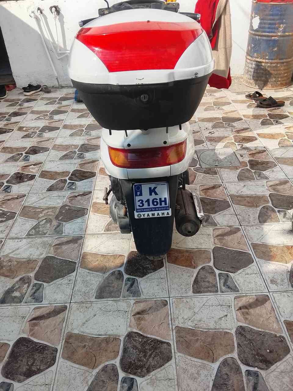 دراجه حاويه ما خذه دراجه بل جيس  شلعه معدل بس دراجه كطم زنجيل سويته سعر450 بيه مجال قليل مو شراي لا يراسل ***********
