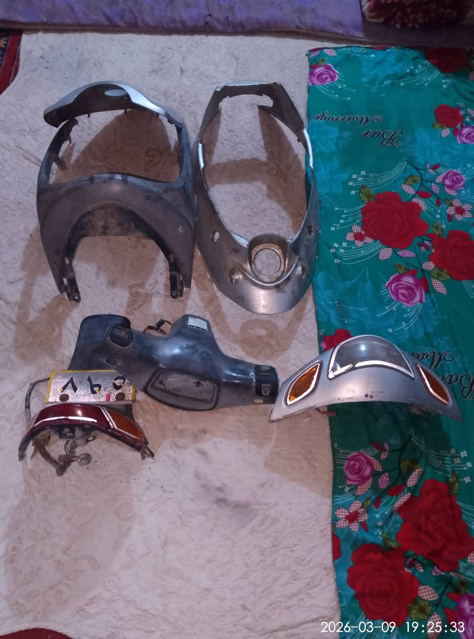 السلام عليكم كفرات للبيع 35 دراجه 80 بيجي مكانات الشعله ***********
