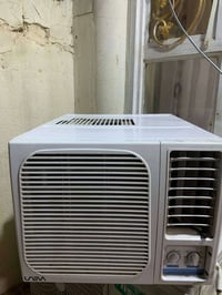 مرحبا عندي هاذه المكيف للبيع مكيف اقتصادي UNEVA يشتغل على وطني وعلئ سح...