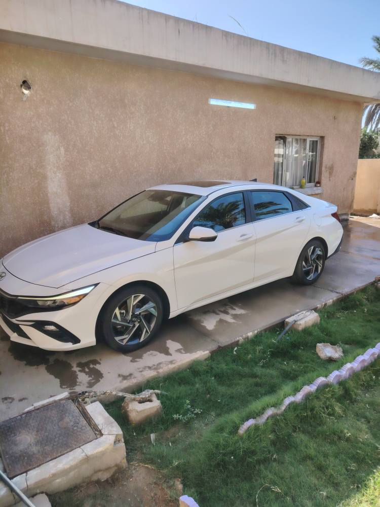 السلام عليكم 🧿 

هونداي النترا 2024 هايبرد (بانزين)

لمتد فول واحد على واحد 1️⃣ 

مواصفات السياره:

دخول ذكي 

فتحه سلايد 

اناره ترحيبيه في قبضات الابواب 

صندوق ذكي 

رادارات 360

نظام محافظه على المسار 

قياده ذاتيه

شحن واير ليست

حساس خلفي

اضائه اماميه 3عدسات 

بك لايت لد 

داخل جلد

وضعيات مقاعد ميموري لمقعد السائق

 تدفئه المقاعد 

اضائه دشبول متغيره 

تبريد شاشه مناخين منفصلين

شاشه متصل كبيره 

شاشه عدادات دجتل 

نضام الصوتي شركه Boss

اوتو هولد 

هاند بريك بصمه 

وضعيات قياده(نورمل سبورت سمارت)
تخم تاير جديد مرقمه جديد رقم بغداد
مكان سيارة بغداد الغزالية 
السياره  صور الحادث مرفقه معه  السعر 170 للاستفسار الاتصال ع *********** بغداد, العراق
