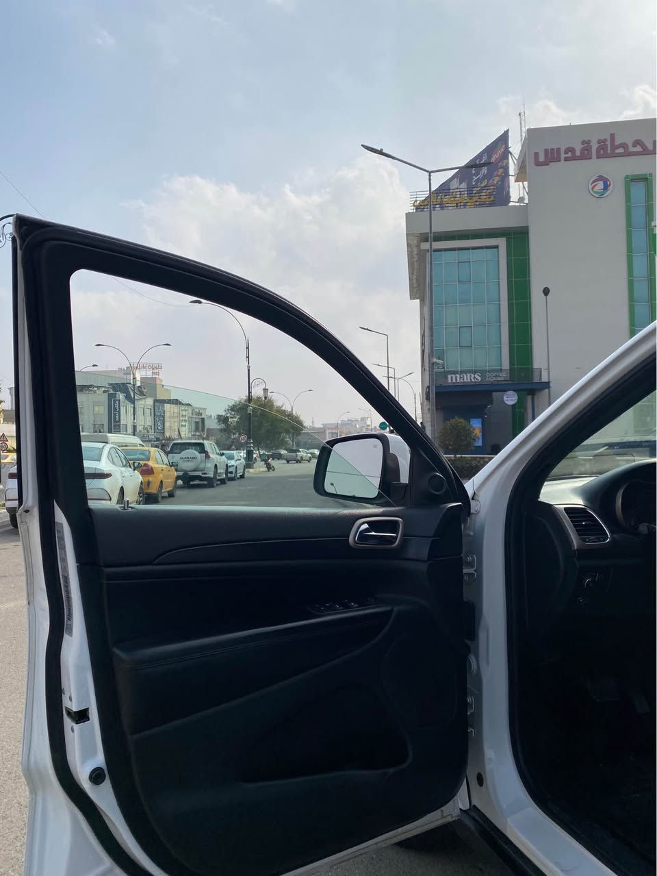 جيب لاريدو 2017 كلين
ماشية 130
رقم سليمانيه بأسمي شرط تحويل وكاله
بيها بطاقة بانزين
سعر 225 قفل
مكان السياره كركوك📍
للاستفسار الاتصال 
*********** كركوك, العراق
