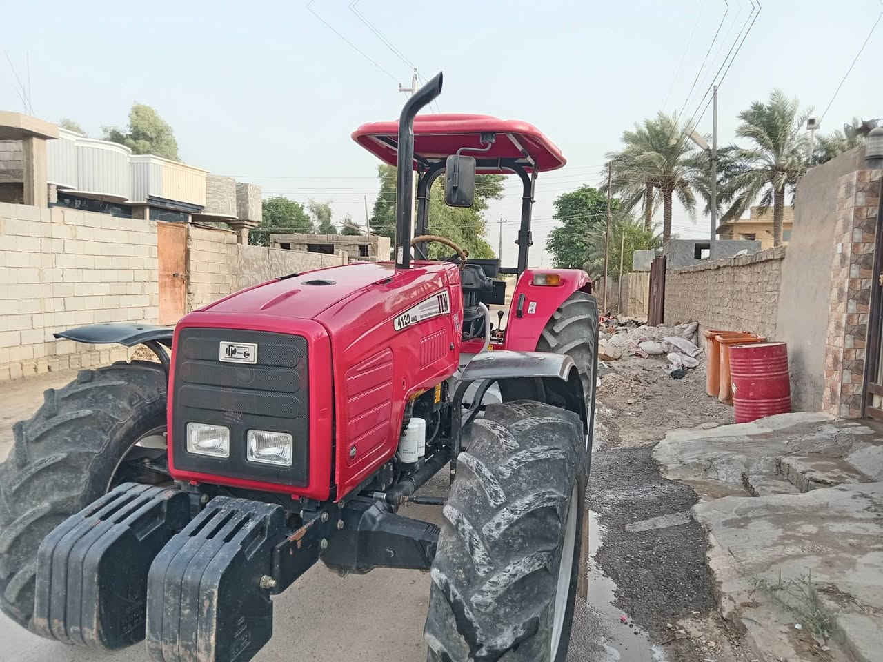 فوركسن  ايراني دبل اكسل رباعي للبيع فول حجم ١٢٠ موديل ٢٠٢١ مشتغل ١٨٠٠ ساعه جاهز للعمل مابيه نقص برغي رقم سليمانيه تحويل ثاني يوم  مكانه صلاح الدين قضاء الضلوعيه  ***********
